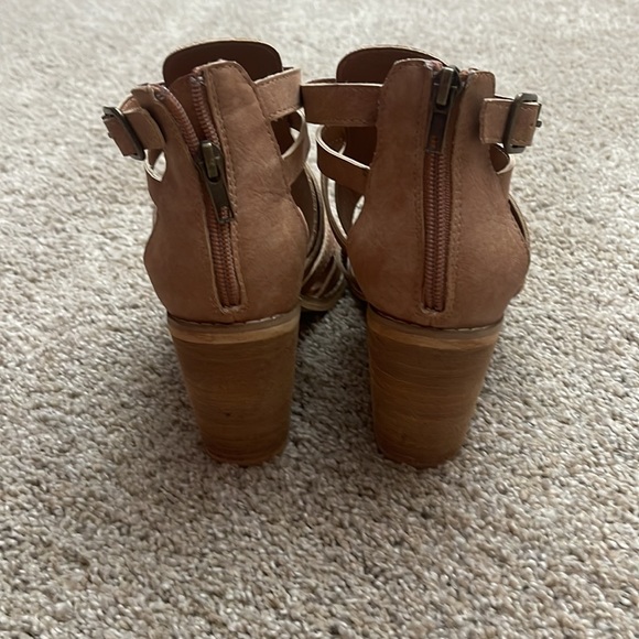 Wedge Sandals - Picture 4 of 4